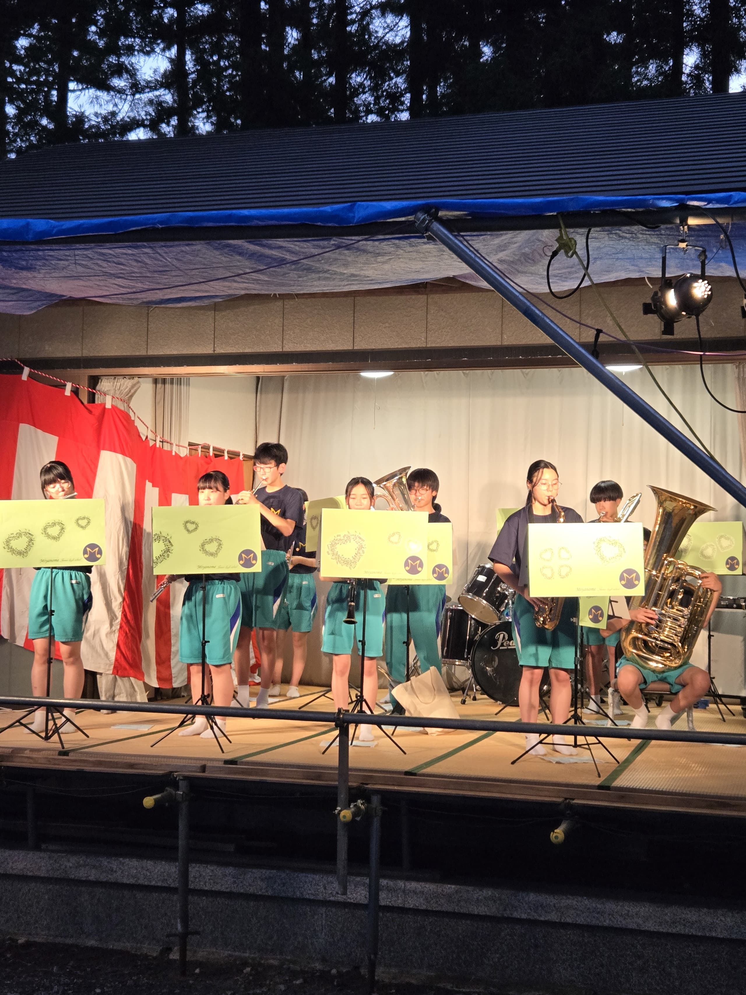 宮野目中学校吹奏楽部(水戸黄門、川の流れのように、ジャンボリミッキー、アイドル)